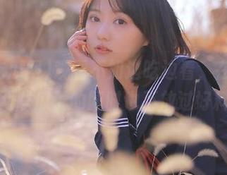观看不如边吃边看，在17吃瓜网嗑瓜子的同时也不放过好料！