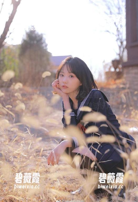 观看不如边吃边看，在17吃瓜网嗑瓜子的同时也不放过好料！