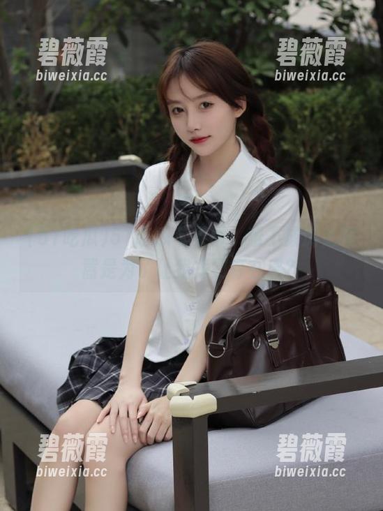 51吃瓜苹果版,难不成浏览喧嚣是为了让我找到存在感? 51吃瓜苹果版,难不成浏览喧嚣是为了让我找到存在感?