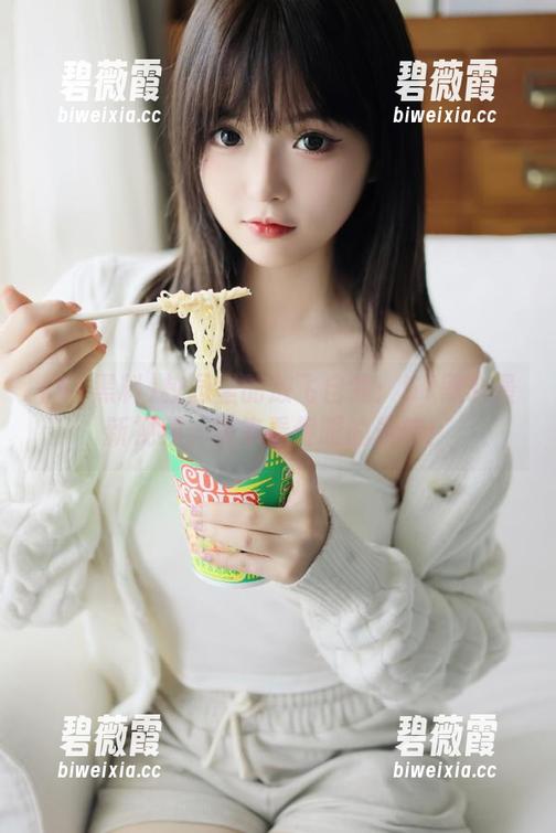 校园里的放飞自我：51黑料最新视频，快来看傻眼的表情！