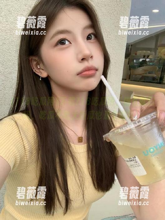 下载718吃瓜网，现在就扫码，吃瓜不吃大西瓜也是个趣味！