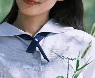 首页：小心！“718吃瓜网”的二维码有毒，看了想吃瓜！