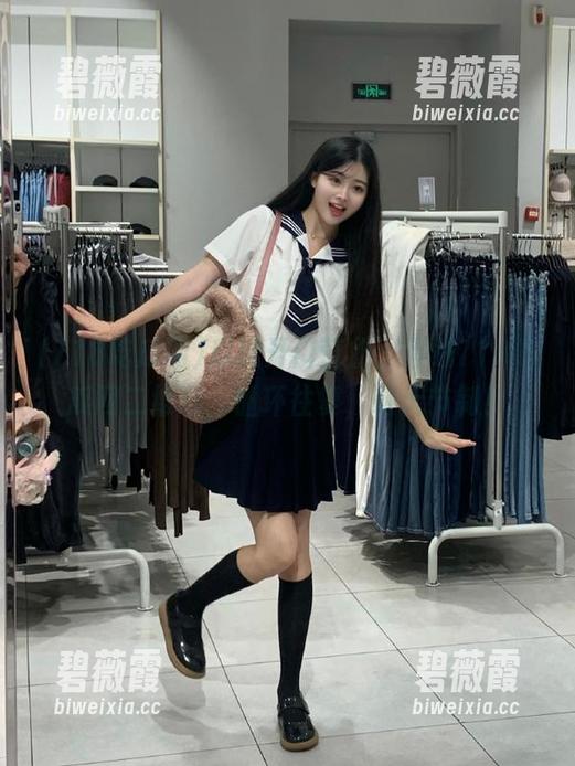 瓜摊开门营业,下载718吃瓜网二维码,循环往复,毫无节制! 瓜摊开门营业,下载718吃瓜网二维码,循环往复,毫无节制!