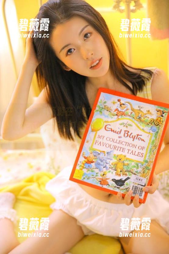 畅游在“91吃瓜”入口，在线看个不停，新鲜瓜果不断涌现，像是在选购美味一样！