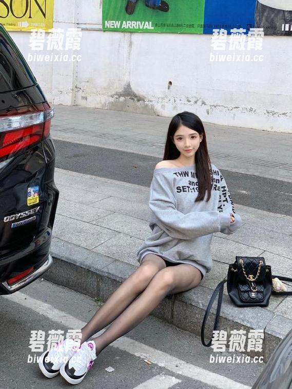 每次打开91吃瓜首页，在线的人不在少数，略有点尴尬。