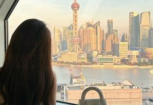 “91吃瓜中心”app，今天不愁没话题，瓜友们集合吧！