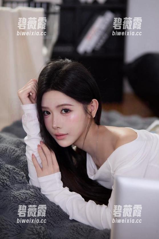 五一吃瓜群众官网曝今晚的吃瓜图片，不只是瓜，还有“瓜友”的乱入！