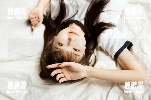 能不能不再拖了，快添一部新APP，今天的热门大瓜在“吃瓜网”中等你下载！