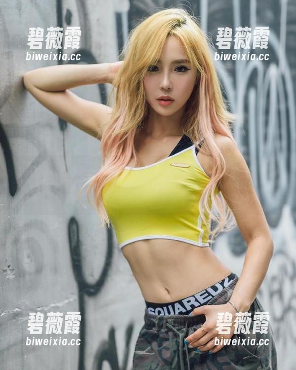 朝阳看着吃瓜网官网，心里默念，这样的日子真不错！