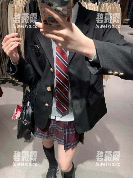 上了个安卓吃瓜网，猛地被黑料轰得不轻...好刺激！