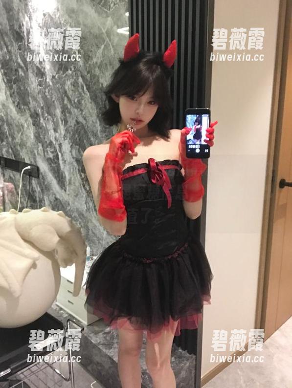 每次访问“吃瓜黑料”新版块，最新的讨论都是蜜糖信息，看得我眼都直了。