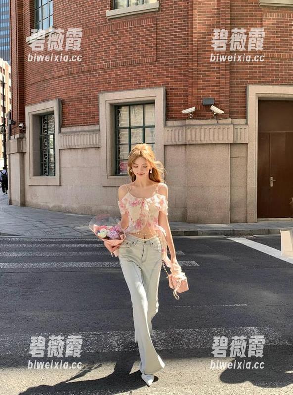 51吃瓜黑料不打烊视频：有人说这视频让我看上瘾，完全是搭配上了错的口味…