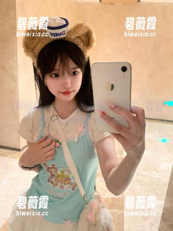 隔着屏幕我都能感觉到，首页的“网爆黑料”热度飙升！