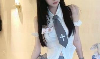 听说黑料不打烊,万里长征传，幸好我的眼睛永不迷路，一路都是不停息的八卦！