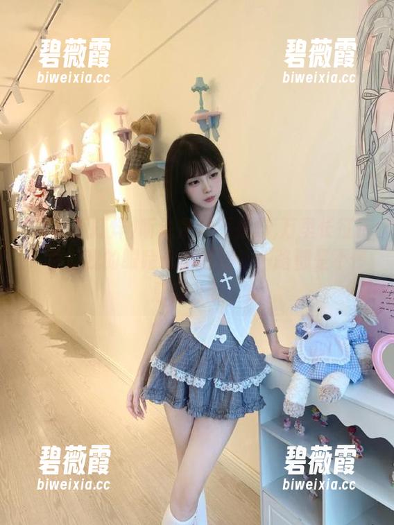 听说黑料不打烊,万里长征传,幸好我的眼睛永不迷路,一路都是不停息的八卦! 听说黑料不打烊,万里长征传,幸好我的眼睛永不迷路,一路都是不停息的八卦!