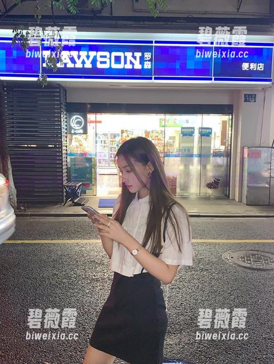黑料不打烊的免费新入口又在墙角好隐秘，真想问问姐妹们你们去没去找？