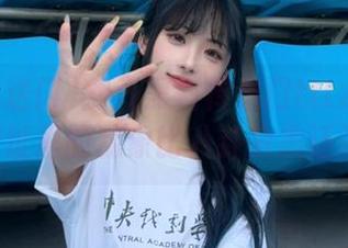 翻开黑料传送门tttzzz07du，网址里的乱象比八卦杂志还劲爆！