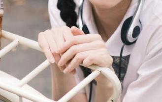 不怕黑材料，带你在线体验“黑料吃瓜”苹果版！