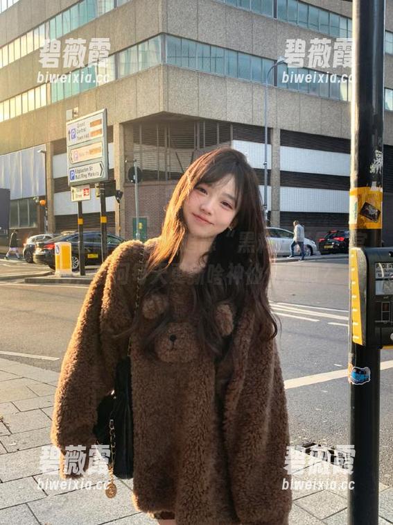 在线追踪“黑料正能量”官网，敢问每天更新啥神仙信息啊？