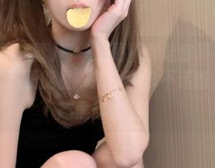 每一次更新都让你猝不及防，“黑料正能量”指引你永不迷路，黑料越黑越刺激！