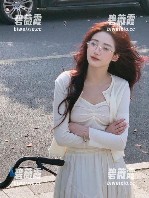 下载黑料社,在线八卦的路上绝不孤单。 下载黑料社,在线八卦的路上绝不孤单。