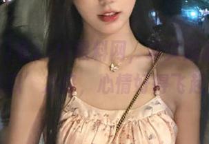 看zztt黑料网，永久成就我的‘吃瓜’之路，心情好得飞起！