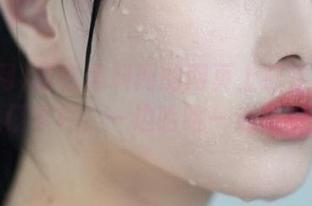 我在黑料网的网页上抓住了惊天热门事件，一边哈哈一边惊叹！